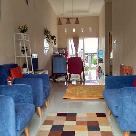 Homestay Wahyudi 1 Syariah Tlekung 外观 照片
